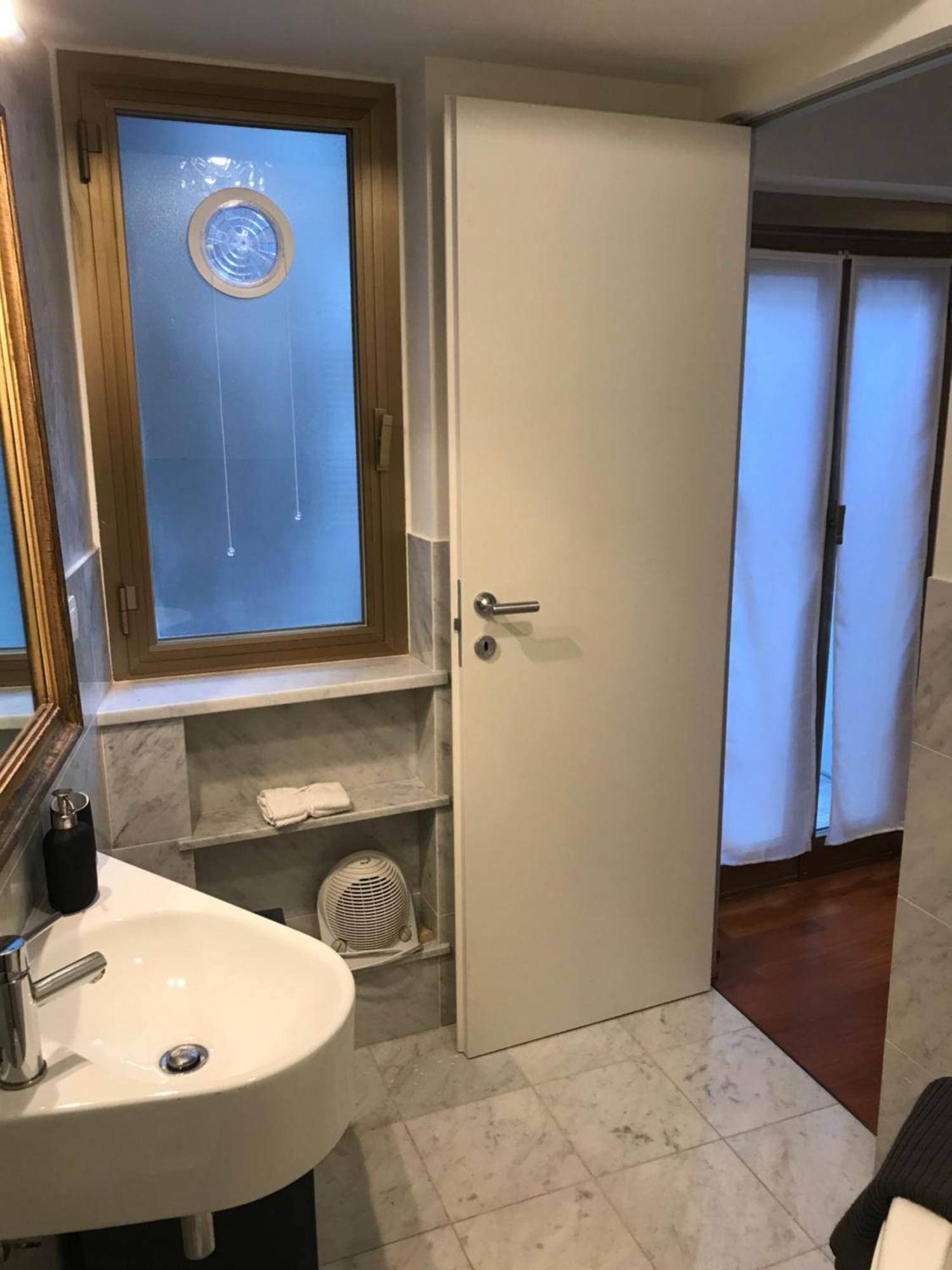 Casa Nirvana Генуя Екстер'єр фото